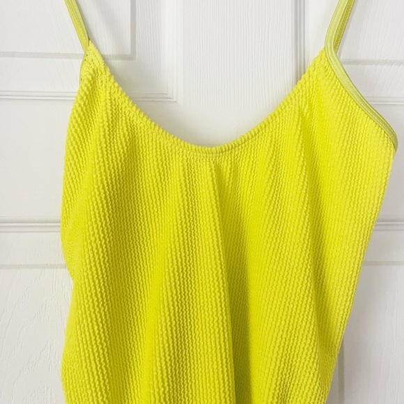 Good American Always Fits One-Piece Swimsuit Electric Yellow - Picture 6 of 9